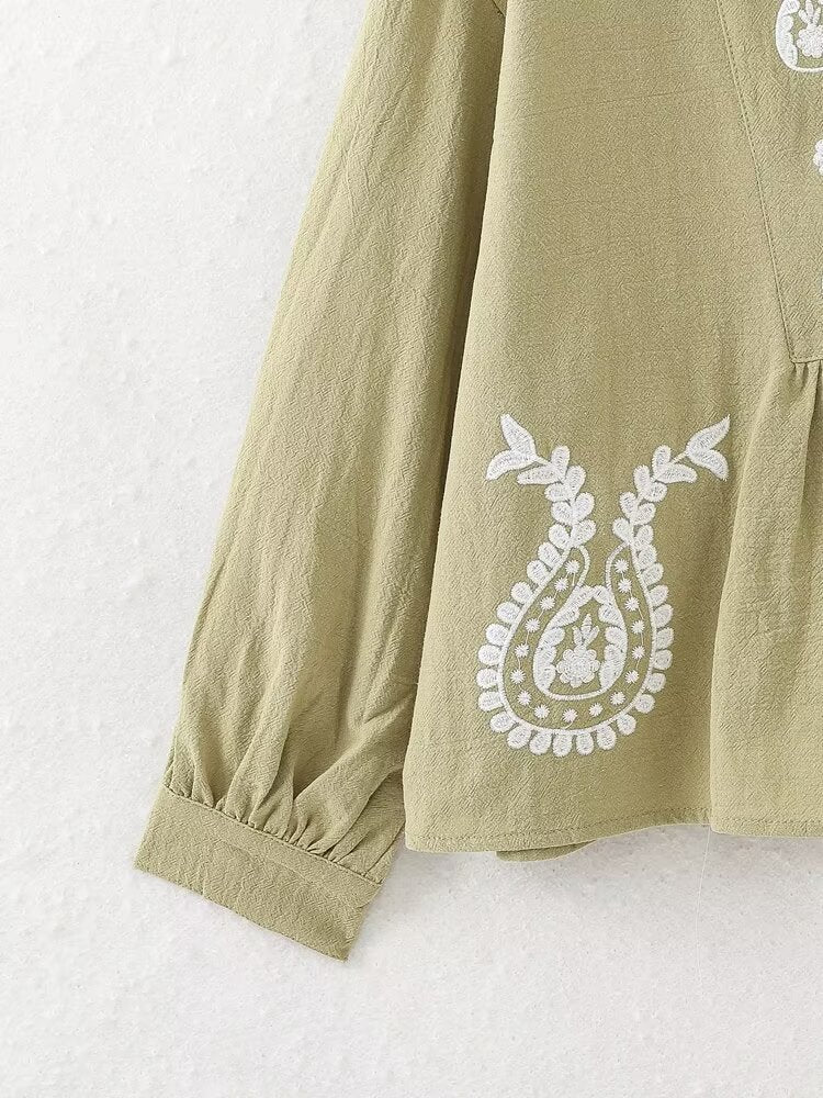 Women Wear Autumn Contrast Color Embroidery Long Upper Outer Garment