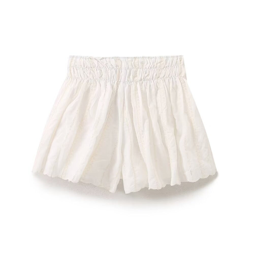 Summer Fashionable Elegant Elastic Waist Contrast Color Embroidered White Shorts Sets for Women