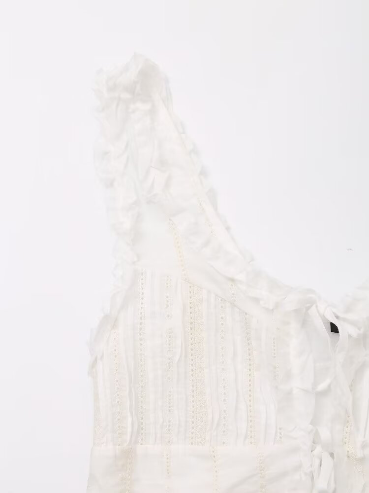 Summer Fashionable Elegant Elastic Waist Contrast Color Embroidered White Shorts Sets for Women