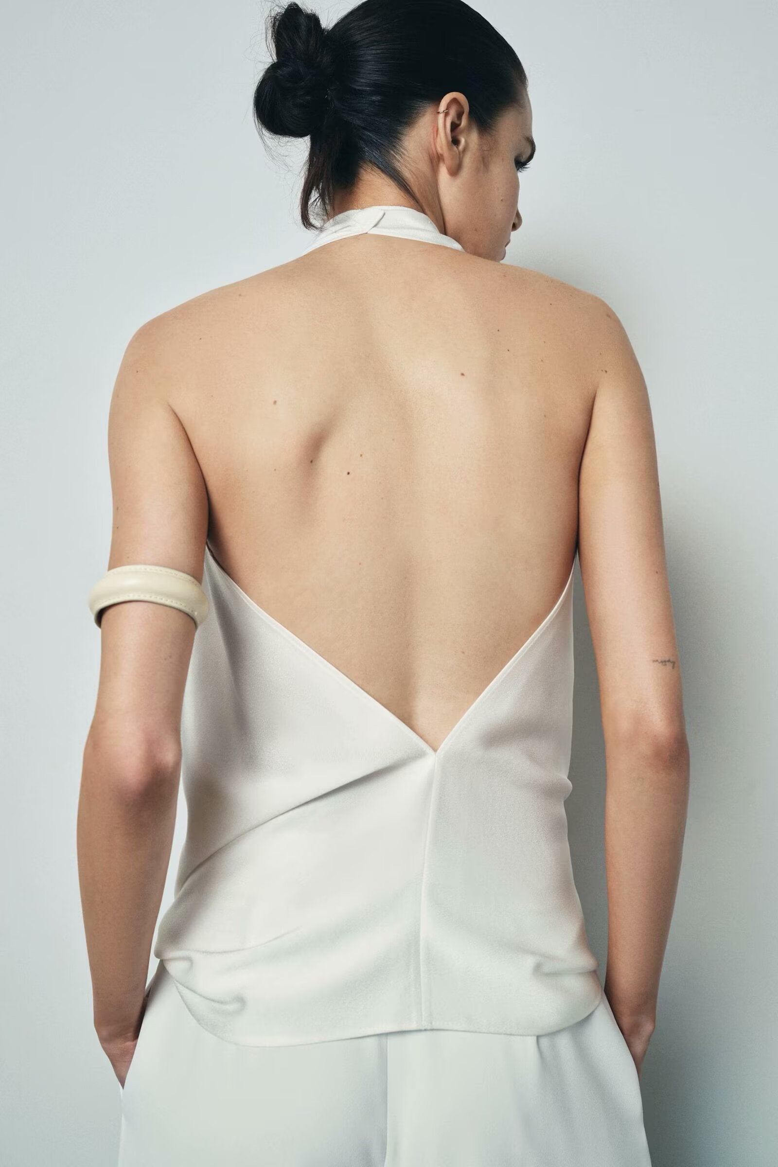 Spring White Hanging Collar Sleeveless Elegant Vest Pure Design Sling Drape Top