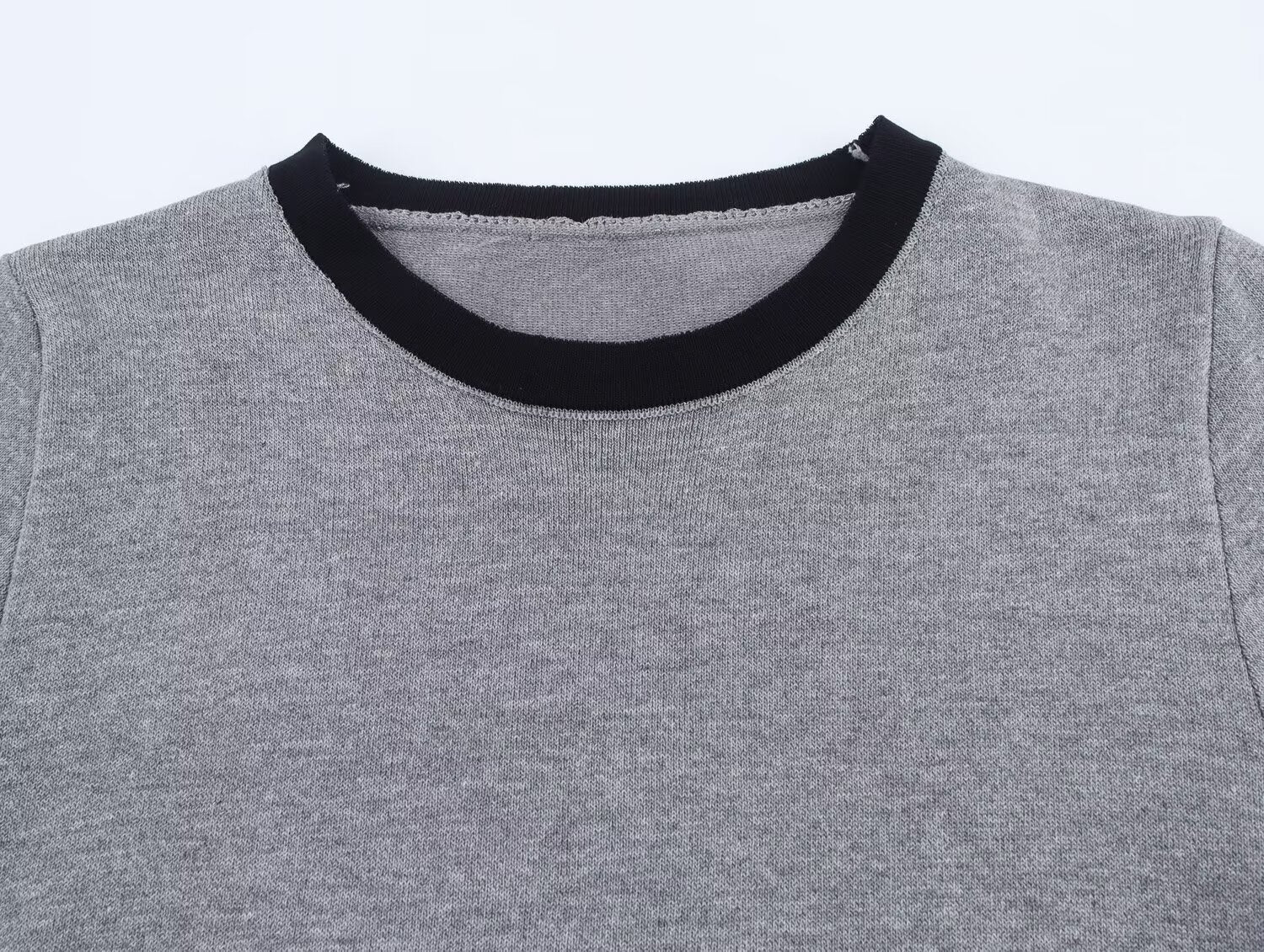 Women Contrast Color round Neck Pullover Sweater