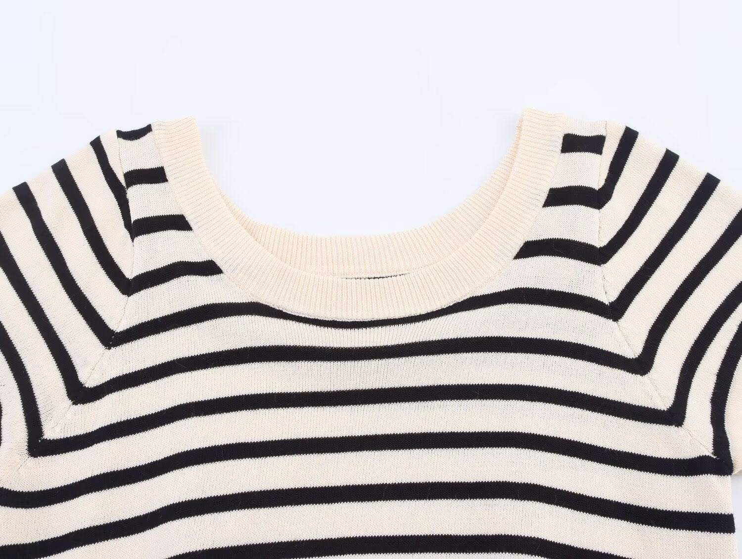 Summer Women Stylish Simple round Neck Striped Short Sleeve Sweater