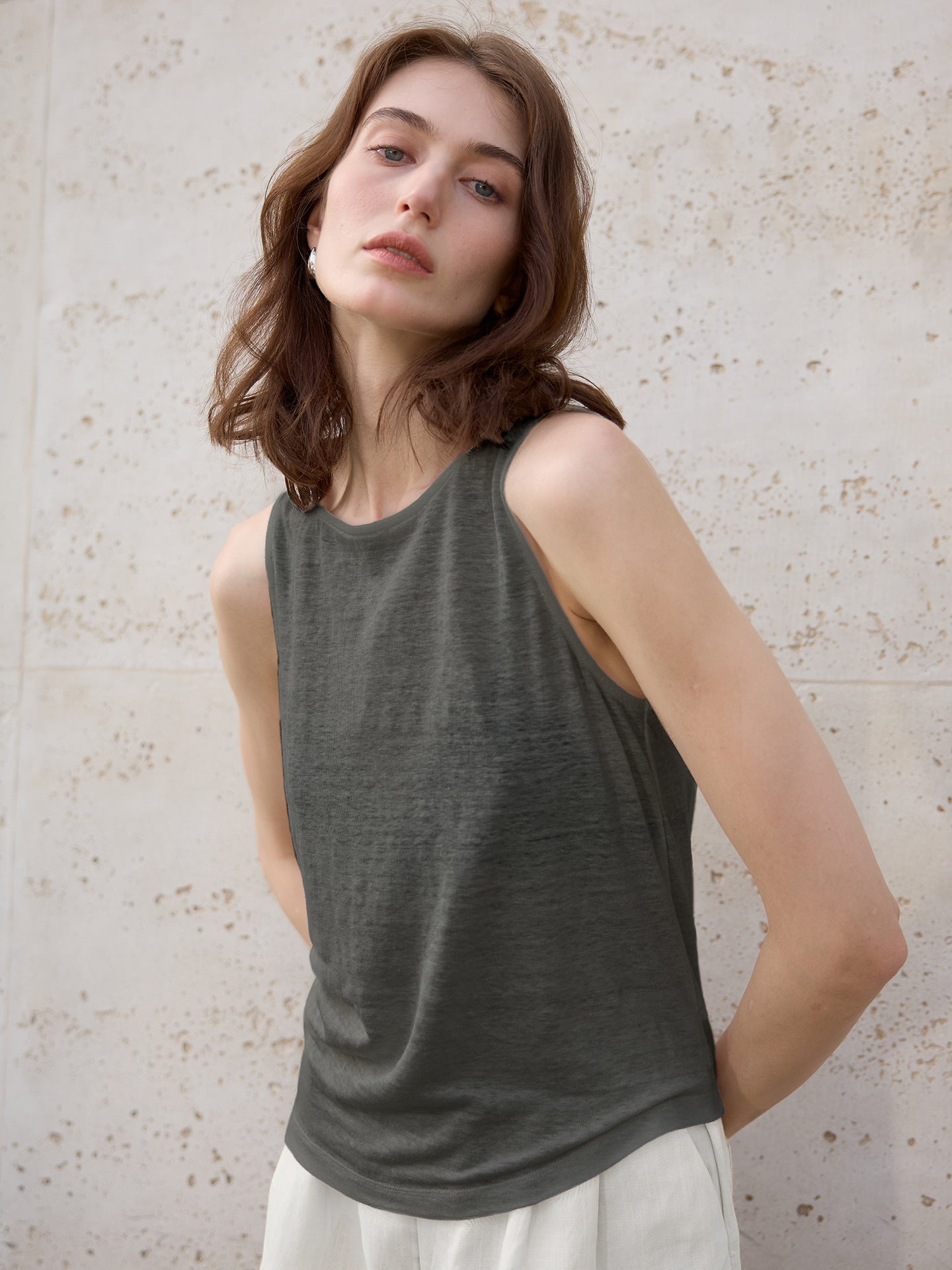 round Neck and Dark Gray